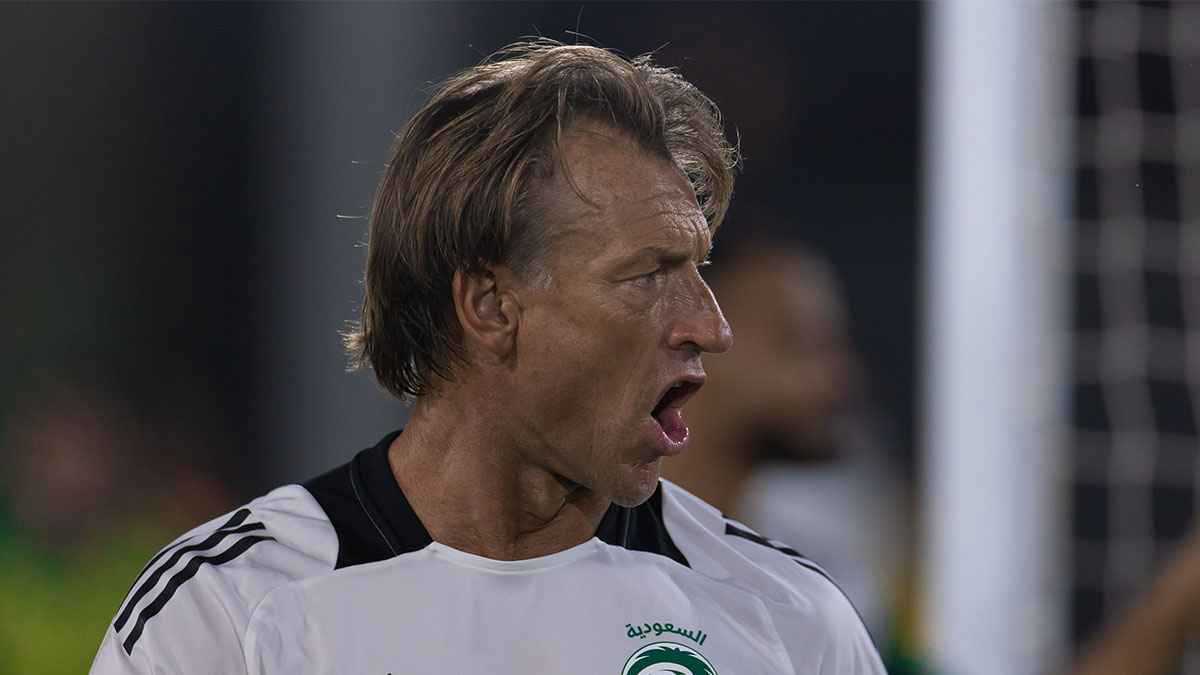 لماذا يرفض رينارد تجنيس لاعبين للمنتخب السعودي؟