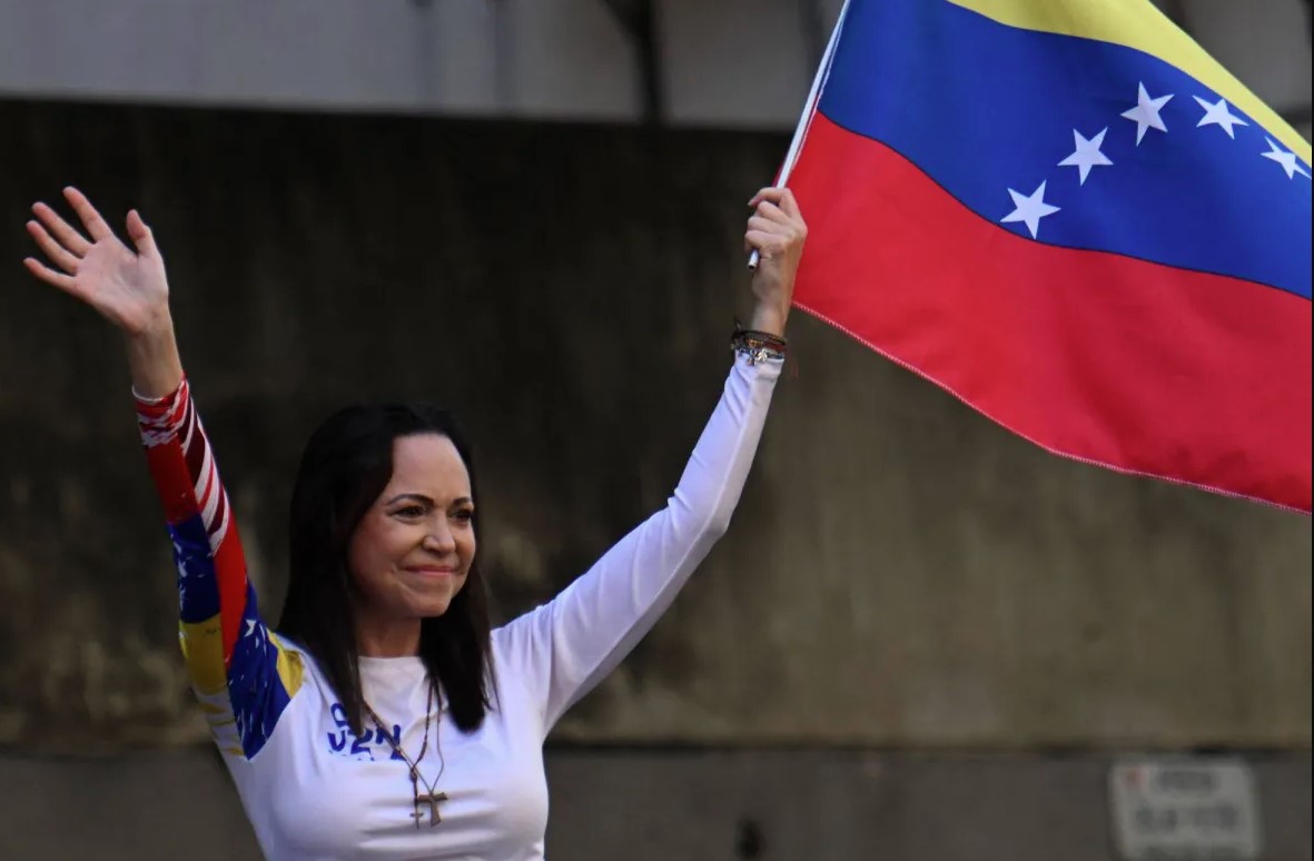 ماريا كورينا ماتشادو تفوز بجائزة نوبل للسلام 2025 عن نضالها من أجل الديمقراطية