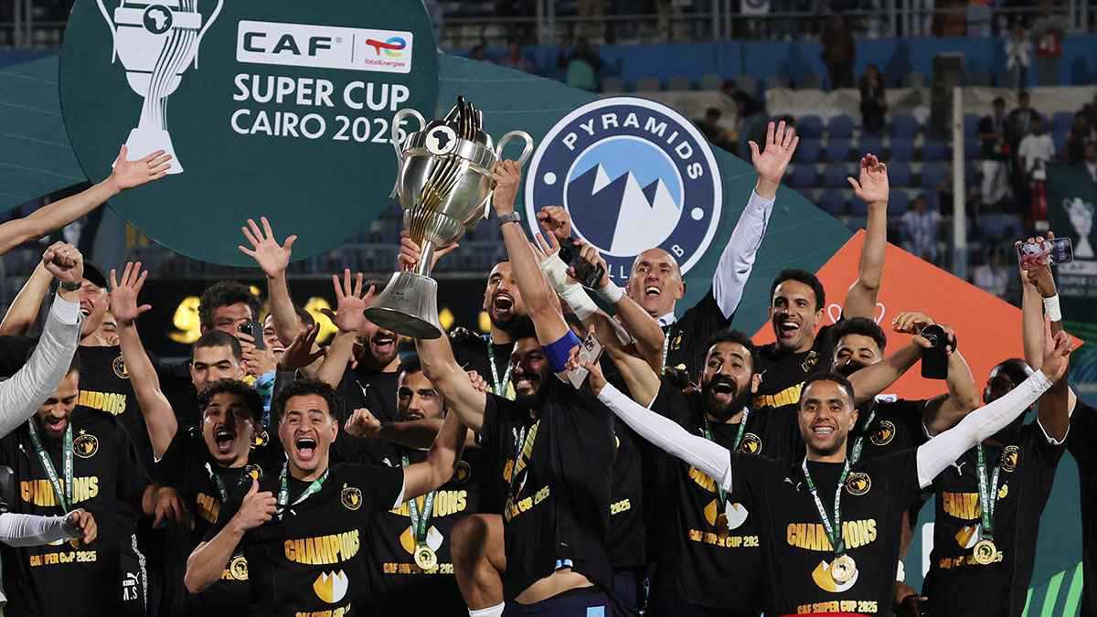 مبلغ ضخم.. كم كسب بيراميدز بعد تحقيقه 3 ألقاب قارية متتالية؟