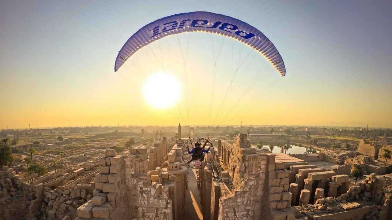 مغامرون من 15 دولة يحلّقون فوق معابد الأقصر بمصر (فيديو وصور)