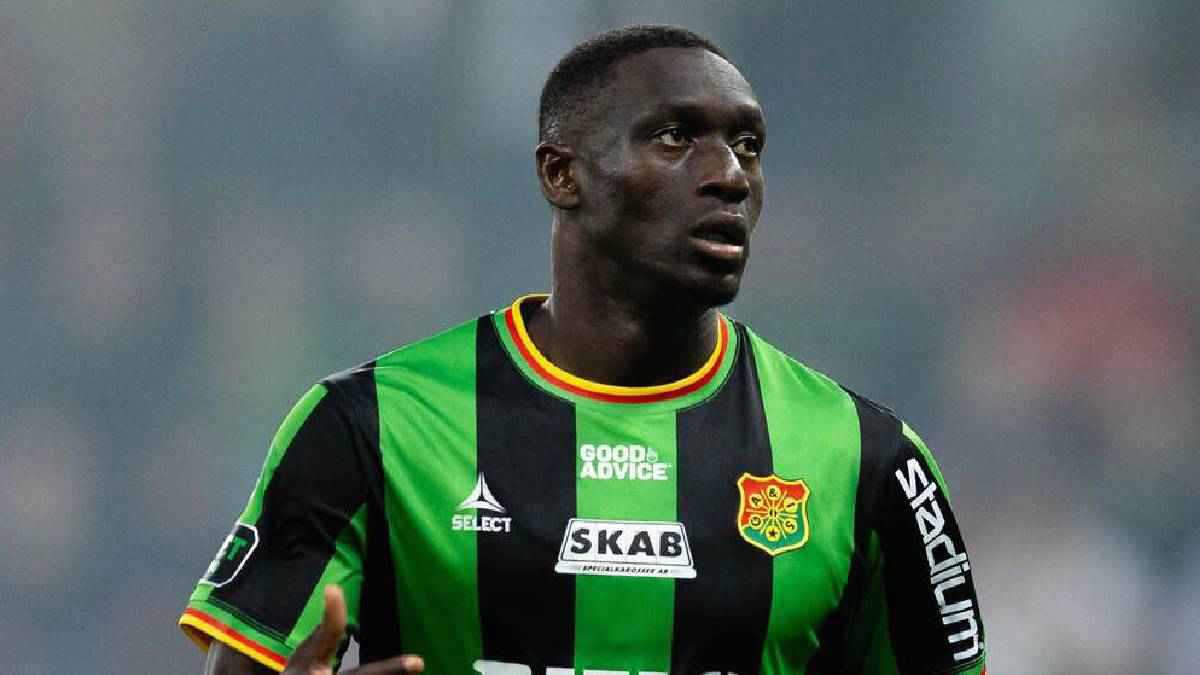 من هو “الدبابة” إبراهيم دياباتيه المرشح لتدعيم هجوم الأهلي المصري؟