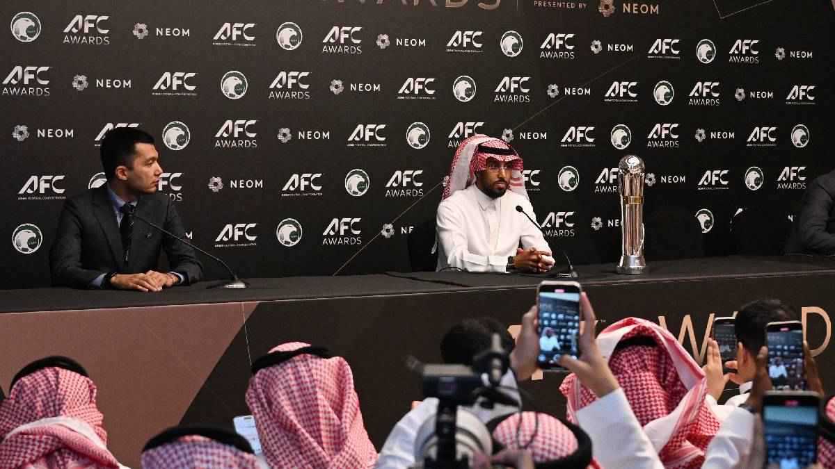 من ينكر فهو حاقد.. تعليق ناري بعد فوز سالم الدوسري بجائزة أفضل لاعب في آسيا