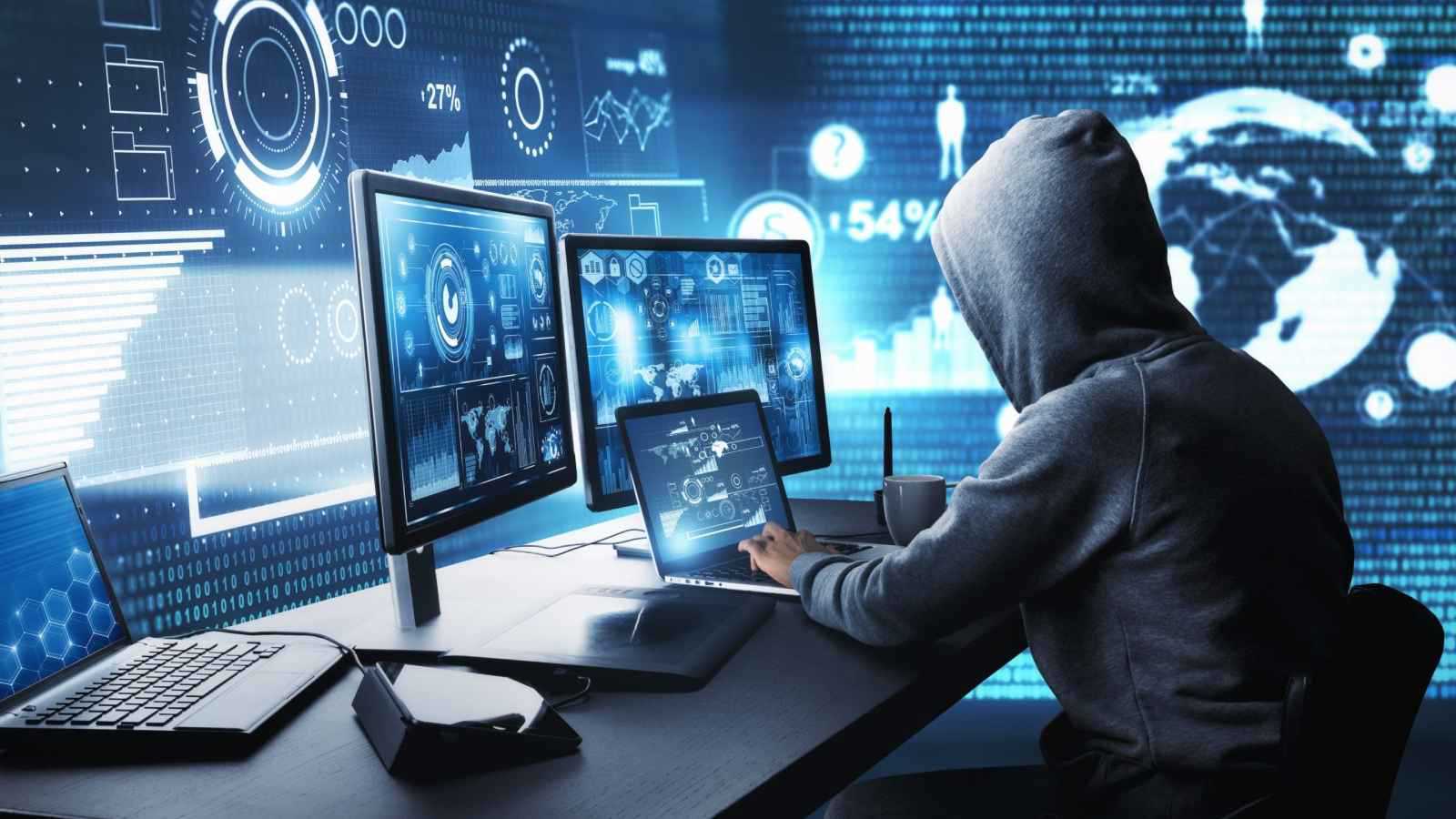 نقرتَ على رابط خبيث؟.. إليك ما يجب فعله فورًا لاحتواء الضرر الرقمي