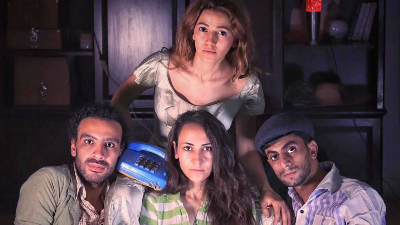 “هل تراني الآن؟”.. مسرحية ترصد هوس الشهرة لدى “جيل Z” (صور)