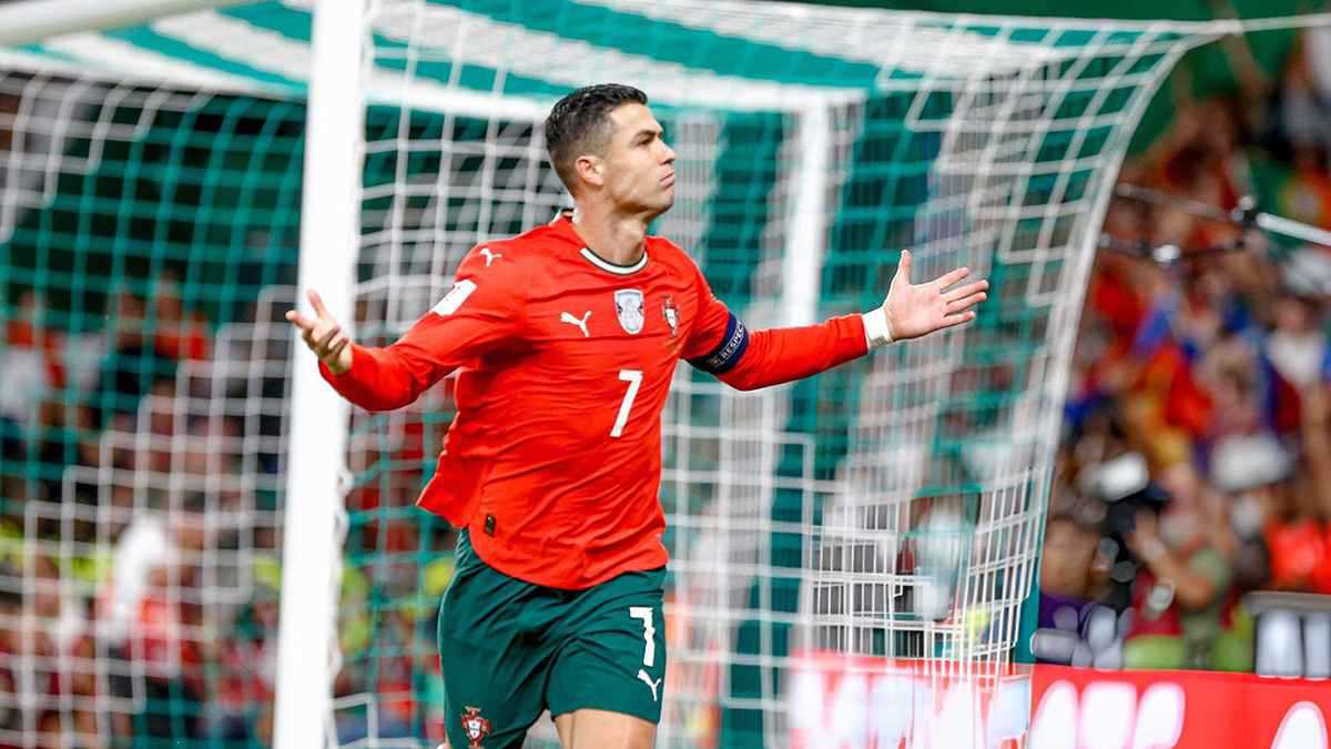 هل يفعلها؟.. 4 تحديات “مرعبة” تواجه رونالدو في “سباقه الأخير” ضد الزمن