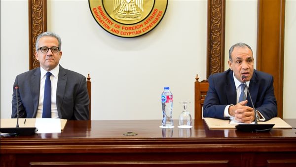 وزير الخارجية يستقبل الدكتور خالد العناني فى أول زيارة منذ انتخابه مديرا عاما لليونسكو