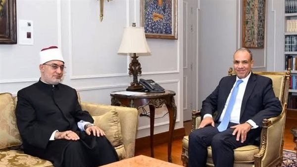 وزير الخارجية يستقبل مفتي الجمهورية لبحث تعزيز التعاون المشترك