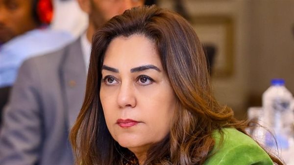 وزيرة التنمية تعتمد حركة تنقلات لقيادات الإدارة المحلية بالمحافظات