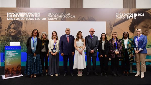 صندوق دعم الصناعات الريفية يشارك في حوار تمكين رائدات الأعمال في الأغذية الزراعية