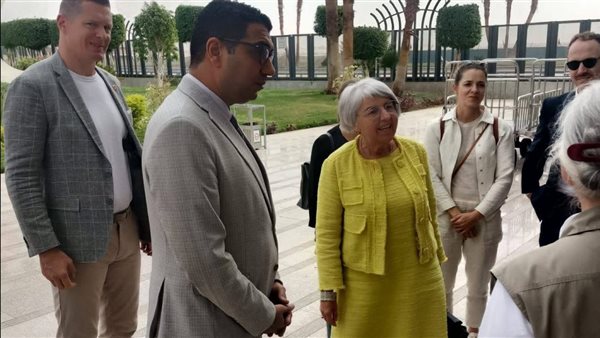 نائب محافظ الأقصر يستقبل المستشارة الفيدرالية السويسرية خلال زيارتها للمحافظة