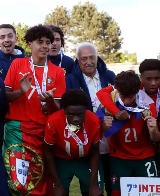 كريستيانو جونيور