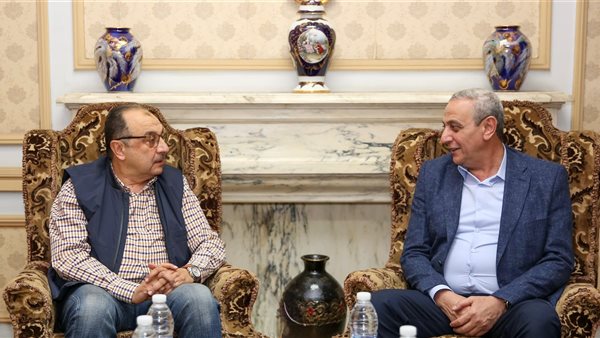وزير قطاع الأعمال العام يلتقي محافظ الغربية في مستهل زيارته لشركة مصر للغزل والنسيج بالمحلة الكبرى