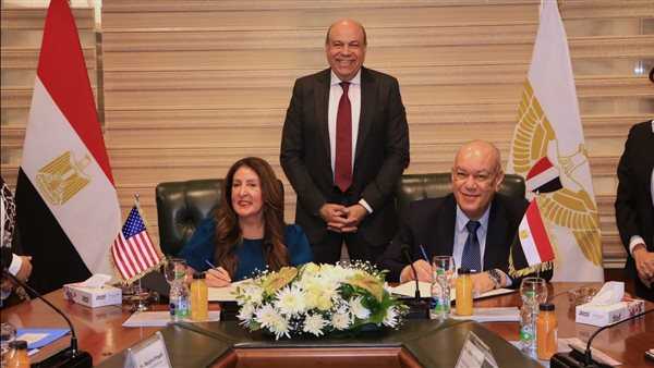 وزير الطيران المدني يشهد توقيع مذكرة تفاهم بين مصر والولايات المتحدة