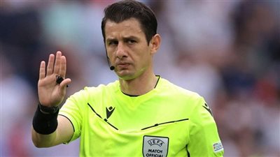 عاجل: التركي خليل أوموت يدير نهائي كأس السوبر المصري بين الأهلي والزمالك