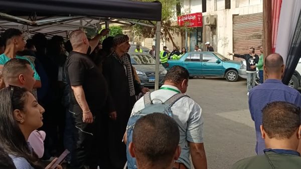 انتخابات مجلس النواب 2025.. إقبال كبير على التصويت بمدرسة أم المؤمنين بالعمرانية منذ الساعات الأولى