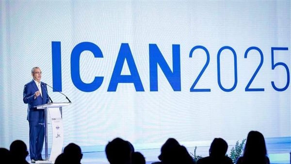 وزير الطيران المدني يؤكد على أهمية تبادل الخبرات في مجالات الإستدامة والتدريب وإدارة سلامة وأمن الطيران