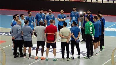 الأهلي يعلن قائمته لمواجهة سموحة في نهائي السوبر المصري لكرة اليد بالإمارات