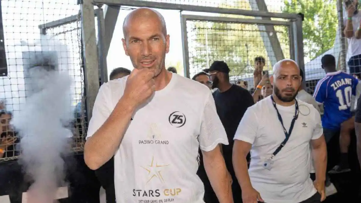 زين الدين زيدان أسطورة ريال مدريد