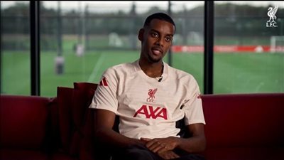 ألكسندر إيزاك: الإصابات حرمتني من الظهور بالشكل الذي أريده مع ليفربول
