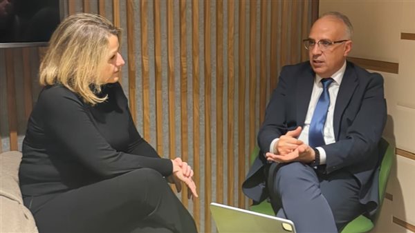 الدكتور سويلم يلتقى السفيرة المكلفة بالبيئة بالحكومة الفرنسية