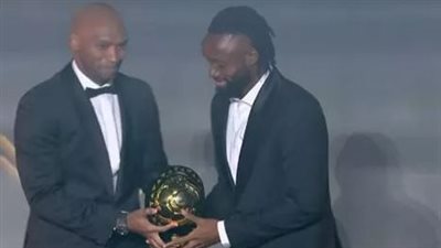 فيستون ماييلي هداف بيراميدز يفوز بجائزة أفضل لاعب داخل قارة إفريقيا 2025