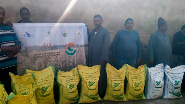 “الزراعة” تنفذ 489 ندوة إرشادية لتقديم الدعم الفني للمزارعين في محافظات الجمهورية خلال أسبوع