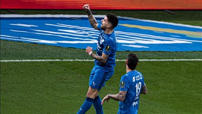 الهلال يكتسح الفتح برباعية ويتأهل لنصف نهائي كأس خادم الحرمين الشريفين