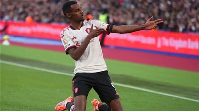 ليفربول يعود لطريق الانتصارات في غياب محمد صلاح بالفوز على وست هام يونايتد بثنائية نظيفة في الدوري الإنجليزي الممتاز