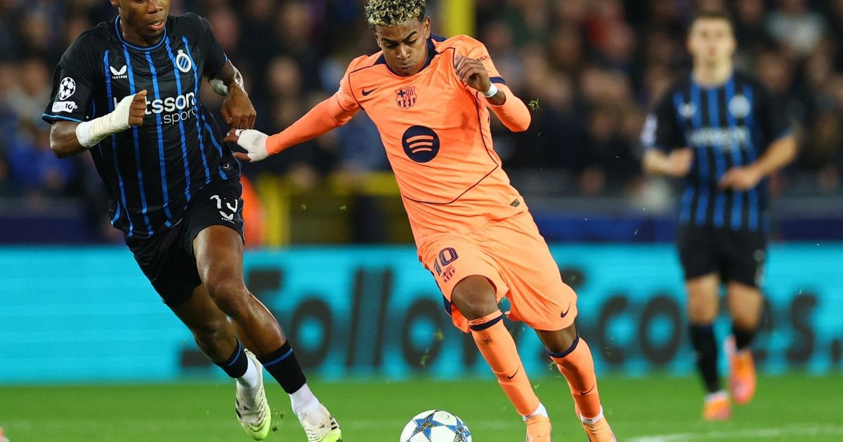 شاهد.. كلوب بروج يستغل ثغرات برشلونة ويتقدم في الشوط الأول