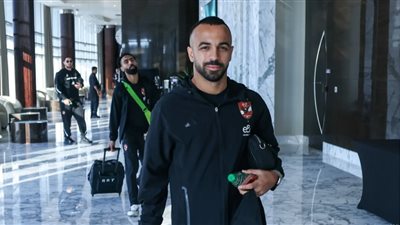 بعثة الأهلي تغادر مطار دبي للعودة إلى القاهرة بعد التتويج بالسوبر