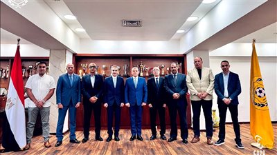 محافظ الإسماعيلية يجتمع بلجنة الإنقاذ ويوجه بتوفير كل الدعم لمجلس النادي الجديد