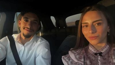 بعد احتفالهما بالخطوبة.. من هي جوليان الجباس خطيبة عمر مرموش؟