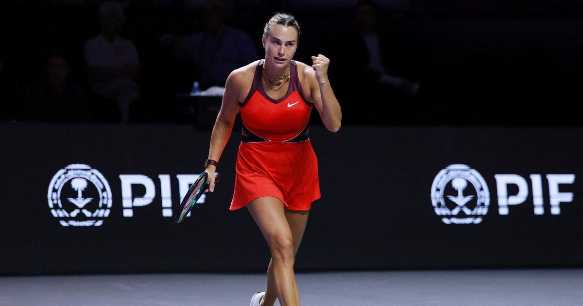 سابالينكا تسحق باوليني في البطولة الختامية بالرياض