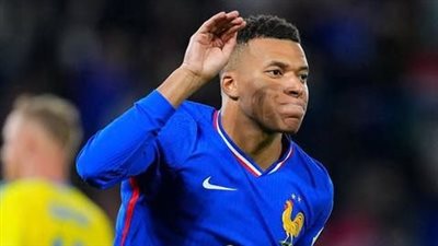 كيليان مبابي يتفوق على ليونيل ميسي وكريستيانو رونالدو ويبلغ 400 هدف قبل بلوغ 27 عامًا