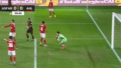 منتصف الشوط الأول: تعادل سلبي يشعل قمة الأهلي والجيش الملكي في دوري أبطال أفريقيا بعد فرص ضائعة من الطرفين