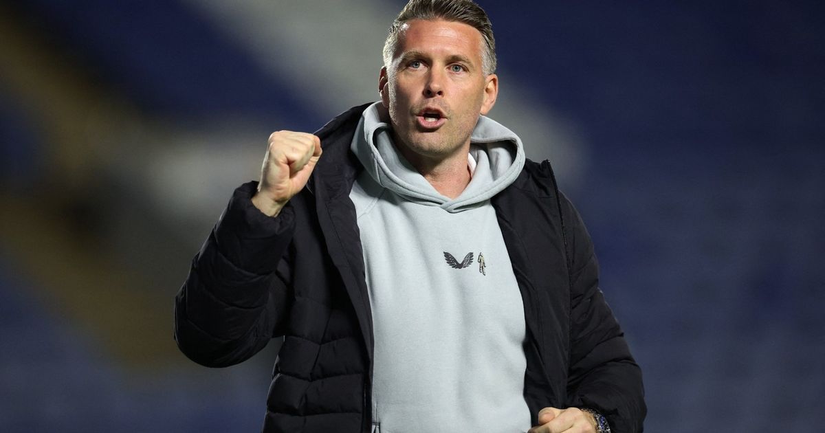 ولفرهامبتون يتعاقد مع المدرب روب إدواردز