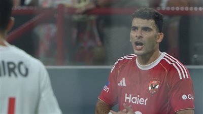 منتصف الشوط الأول: استمرار التعادل السلبي بين الأهلي والزمالك في نهائي كأس السوبر المصري