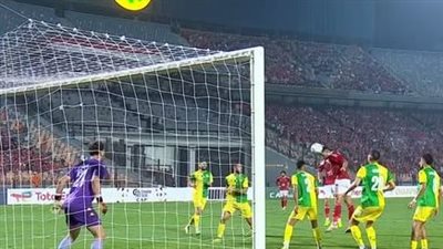 دوري أبطال أفريقيا: محمود حسن تريزيجيه يسجل الهدف الأول للأهلي في مرمى شبيبة القبائل بصناعة أحمد سيد زيزو