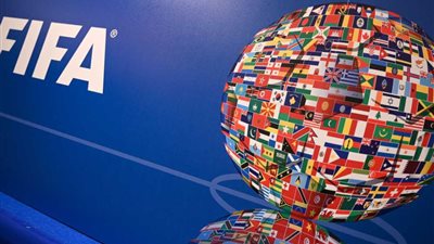 صلاح وحكيمي يسطعان في سماء “ذا بيست”.. العرب على طريق العالمية