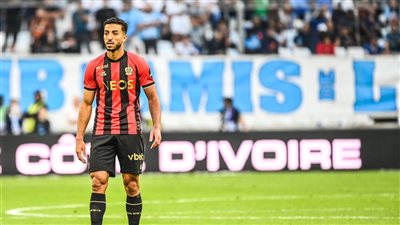 أحمد شوبير يكشف حقيقة عودة محمد عبد المنعم لصفوف الأهلي