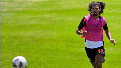 أدم كايد ينتظم في تدريبات الزمالك استعدادًا لمواجهة زيسكو