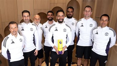 روبن أموريم مدرب مانشستر يونايتد يفوز بجائزة مدرب الشهر في الدوري الإنجليزي