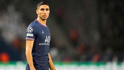 أشرف حكيمي أفضل لاعب أفريقي 2025.. دعوة أم تحقق أحلام ملك القارة السمراء