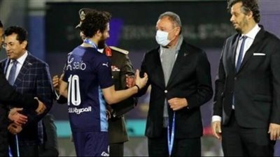 محمود الخطيب رئيس النادي الأهلي يكلف المستشارين القانونيين بالانضمام إلى فريق الدفاع عن رمضان صبحي