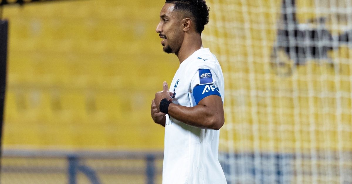 7 لاعبين بالدوري السعودي مرشحون لفريق العام من “ذا بيست”