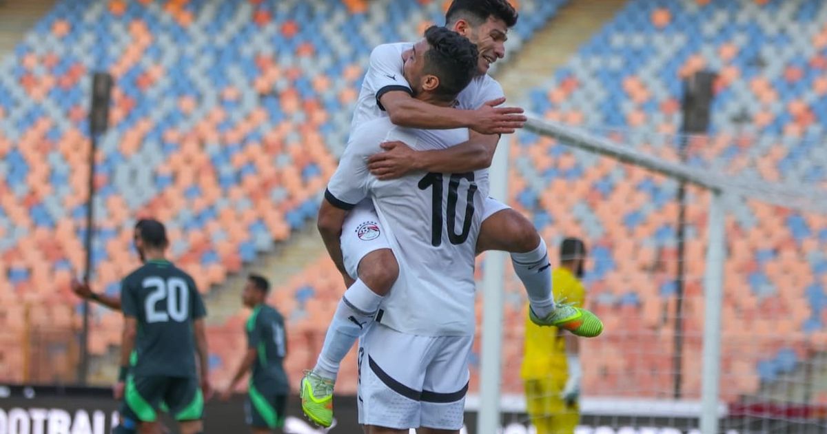 مصر تهزم الجزائر بعد “ريمونتادا” استعداداً لكأس العرب