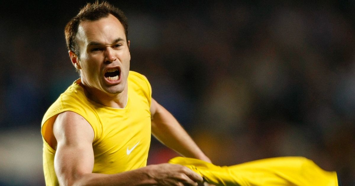 أسطورة برشلونة إنييستا يستعيد ذكرى هدفه “الجنوني” ضد تشيلسي