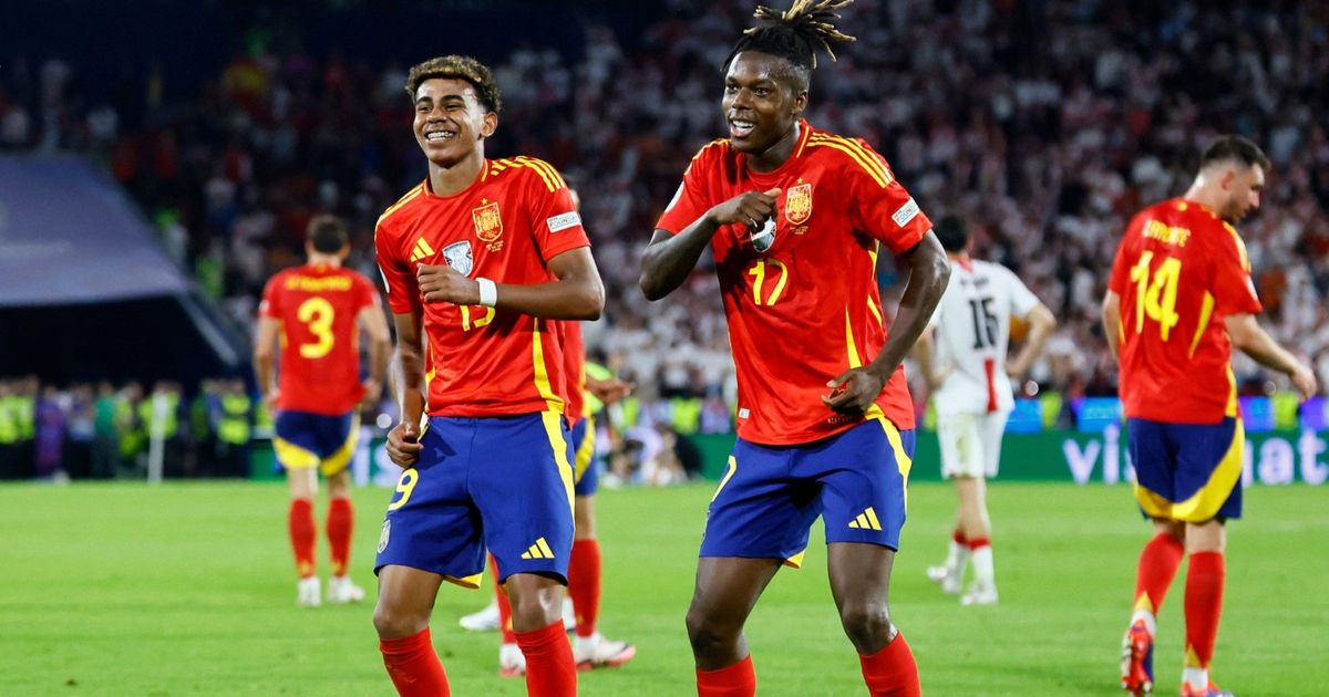 نيكو ويليامز: لامين يامال ليس أفضل مني.. ولهذا رفضت برشلونة