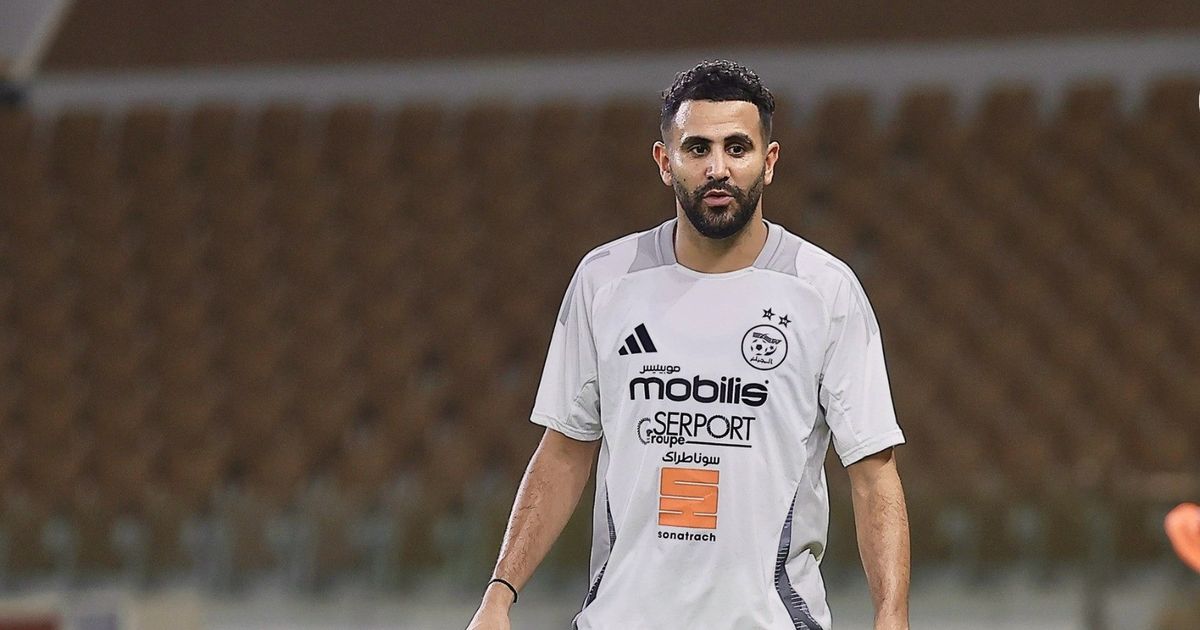 محرز: السعودية فريق قوي والجزائر ستحاول تقديم مباراة جيدة