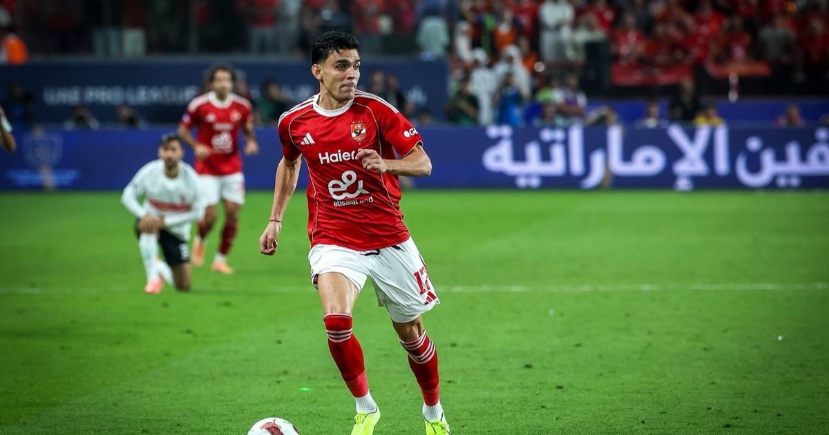 الأهلي يتقدم على الزمالك بهدف بن شرقي في نهائي كأس السوبر